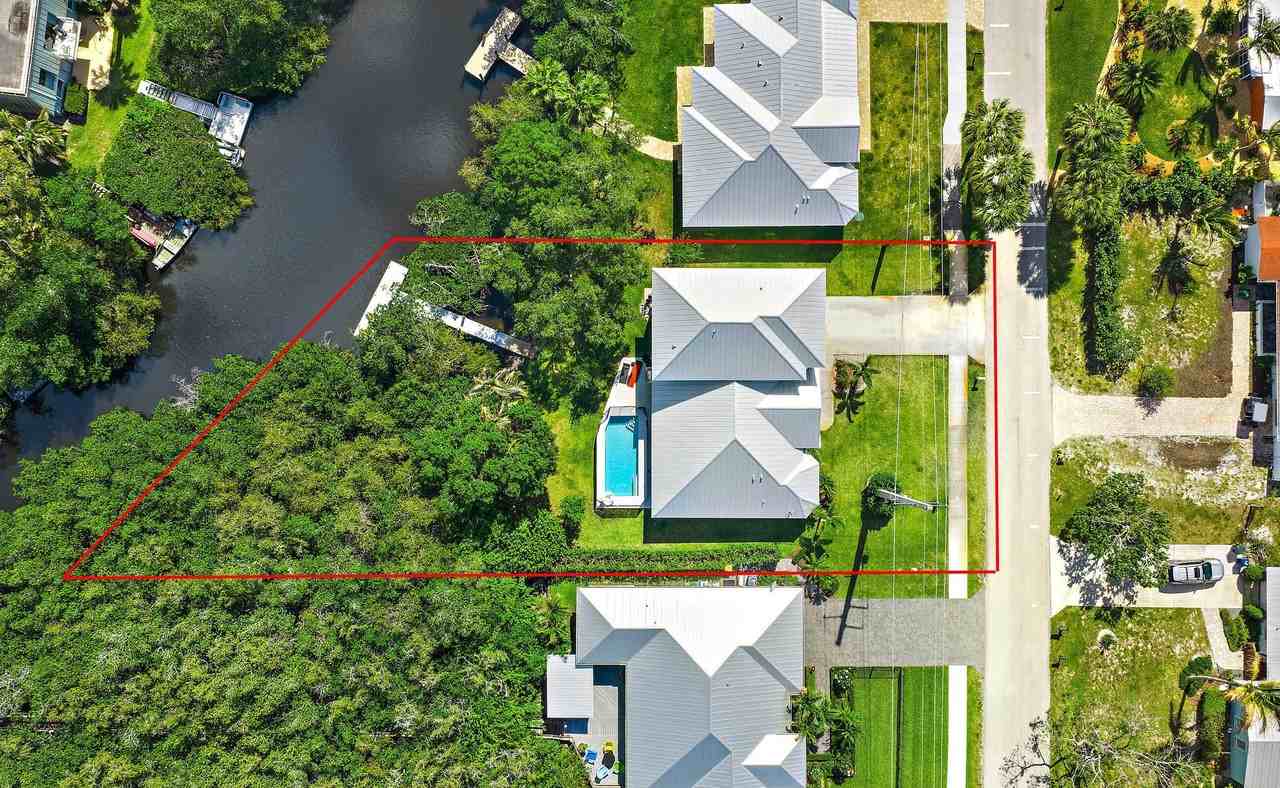 228 Sw Indian Groves Dr - Photo 3 of 5
