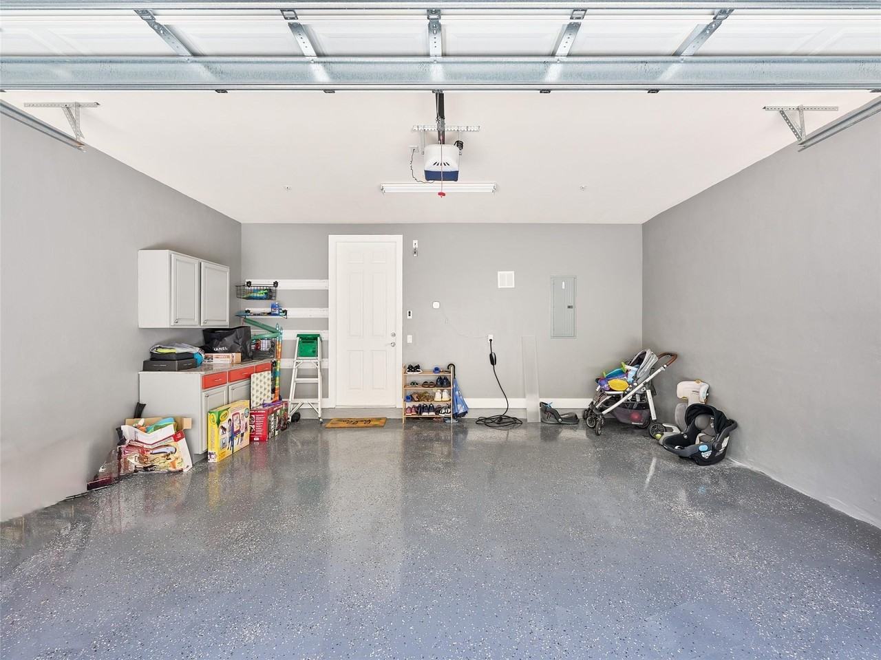 115 E Coda Cir #115 - Photo 3 of 31