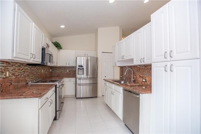 3576 Canary Palm Ct - Photo 6 of 21