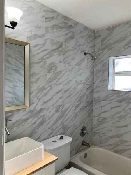 513 Sw 2nd Ct #3 - Photo 6 of 6