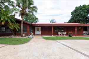featured image of 11450 Sw 17th St