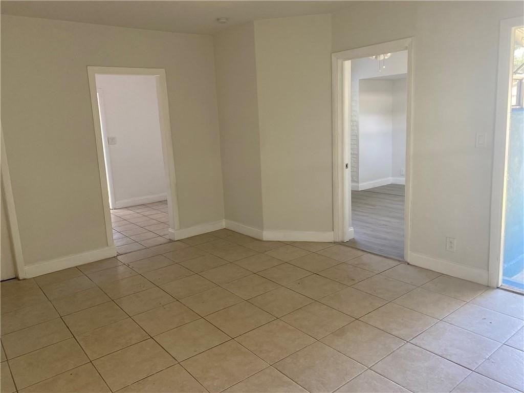 1906 Mckinley St - Photo 2 of 15
