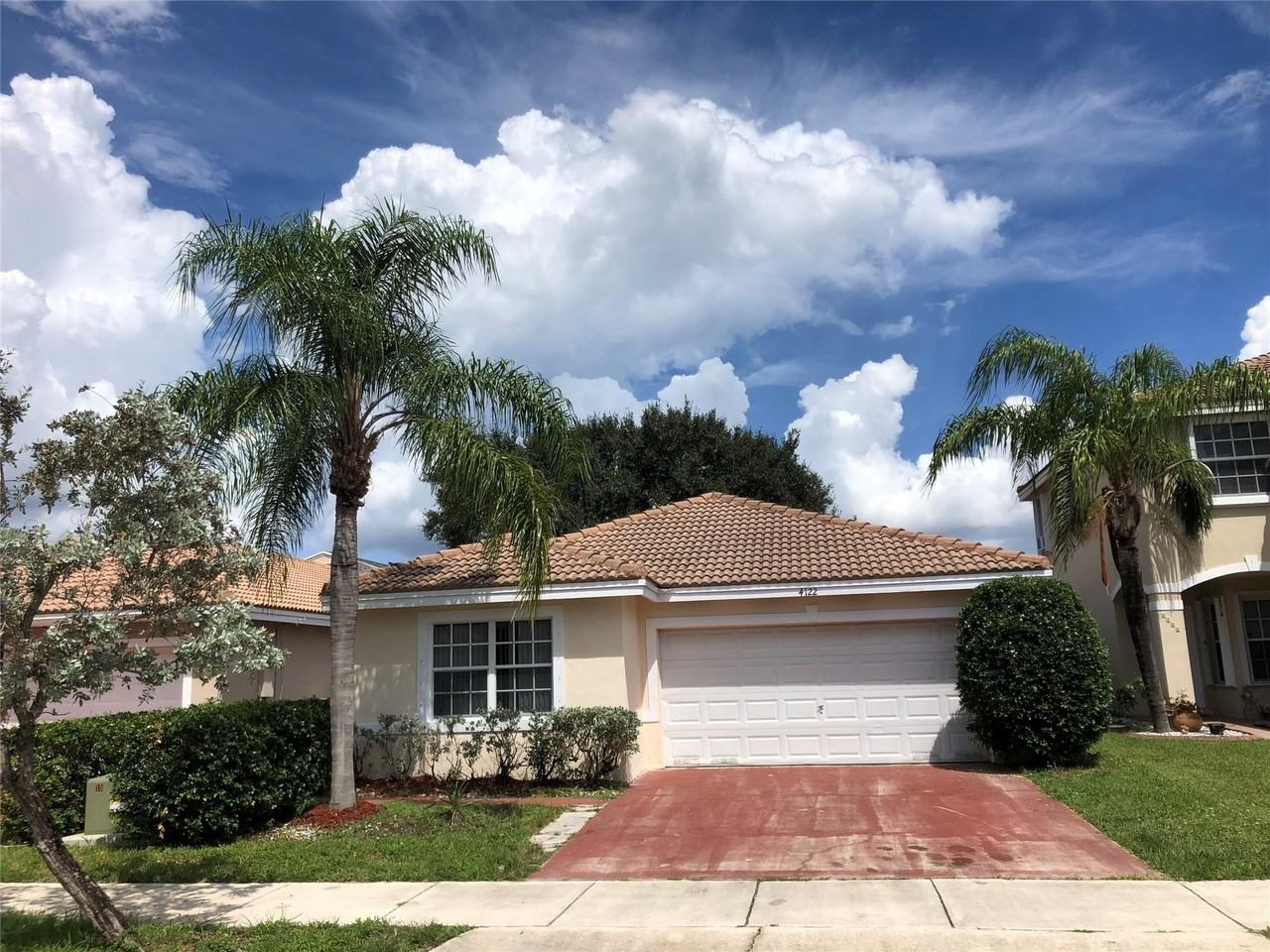 4122 E Silverado Cir - Photo 3 of 17