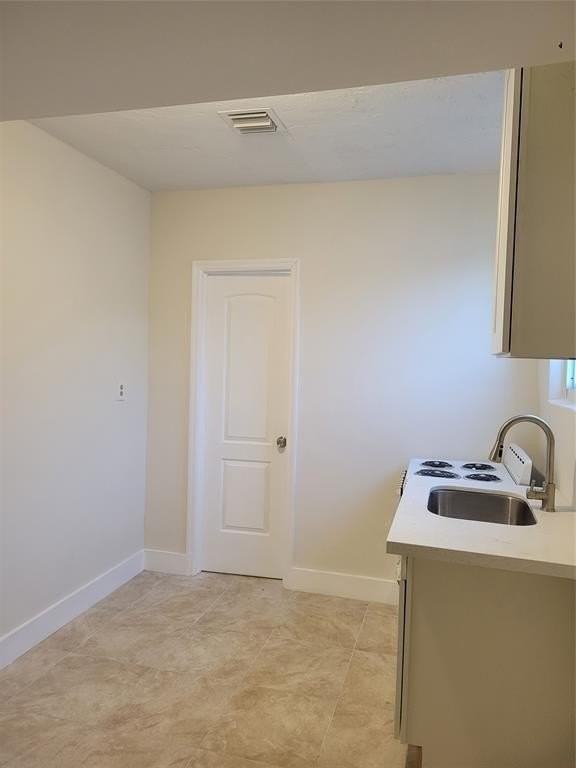 3036 Canal Rd - Photo 3 of 5
