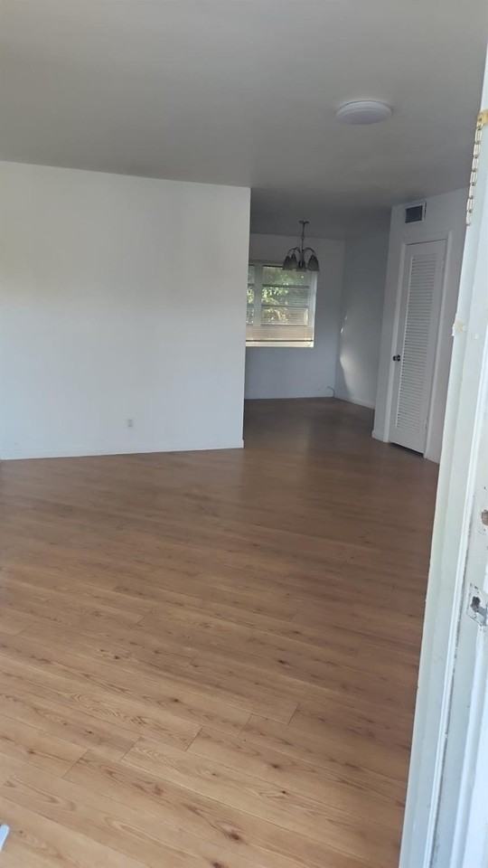 5250 Sw 90th Way #3 - Photo 7 of 8