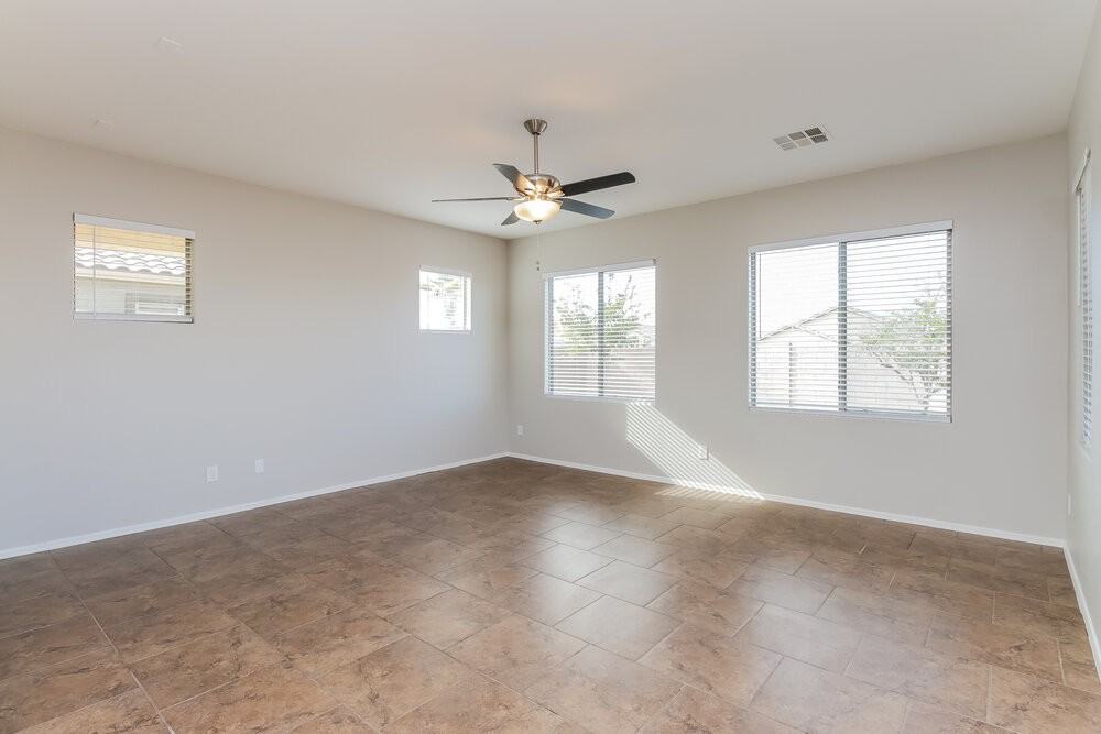 38514 N Navarro Dr - Photo 3 of 17