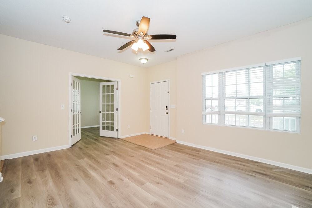 807 Summerville Dr - Photo 7 of 17