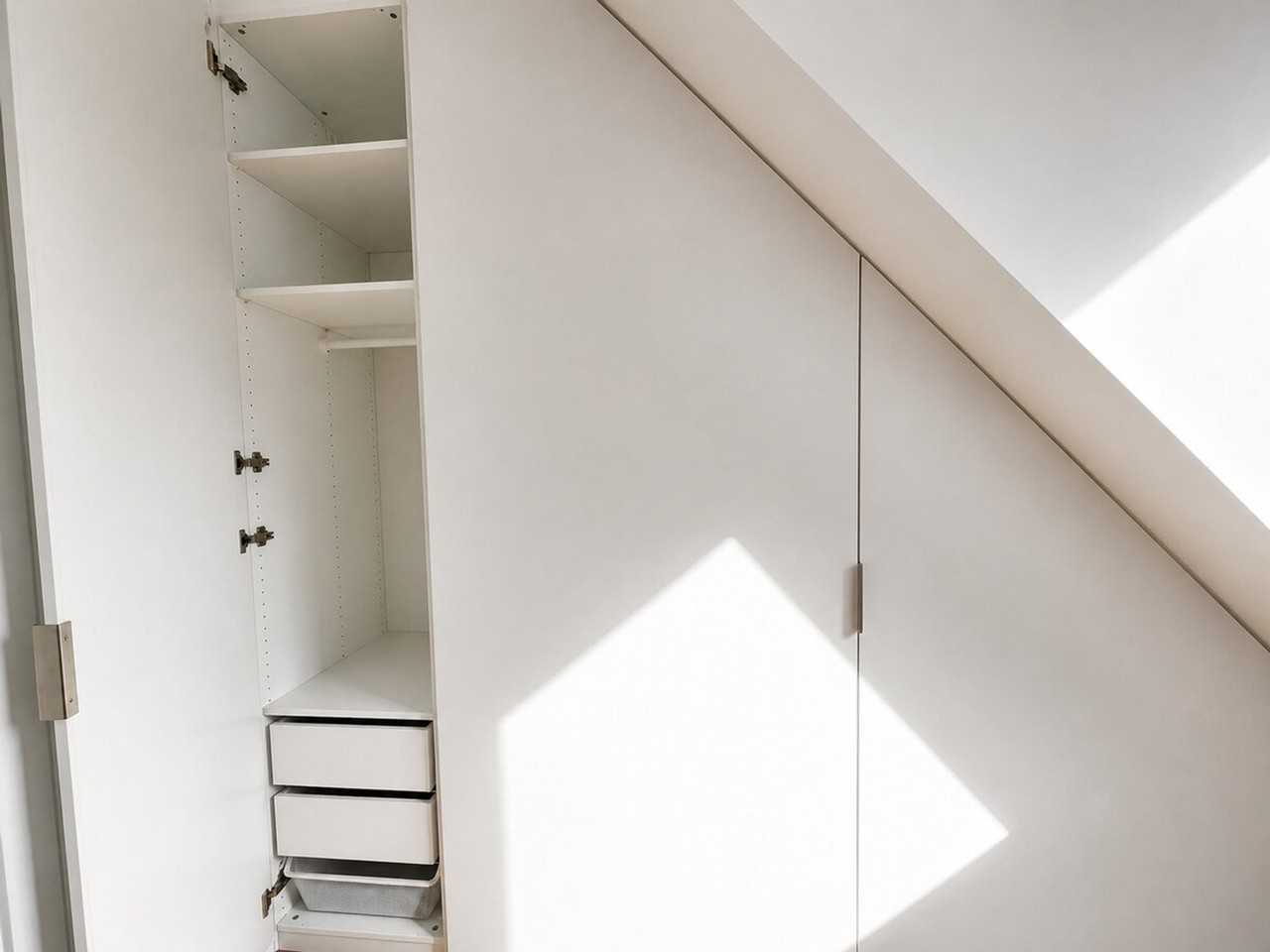 102 Gladstone Ave #1531109P - Photo 4 of 16