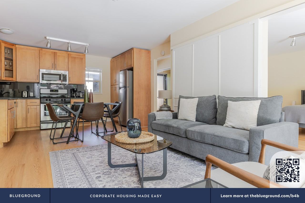912 Webster St #2150 - Photo 5 of 24