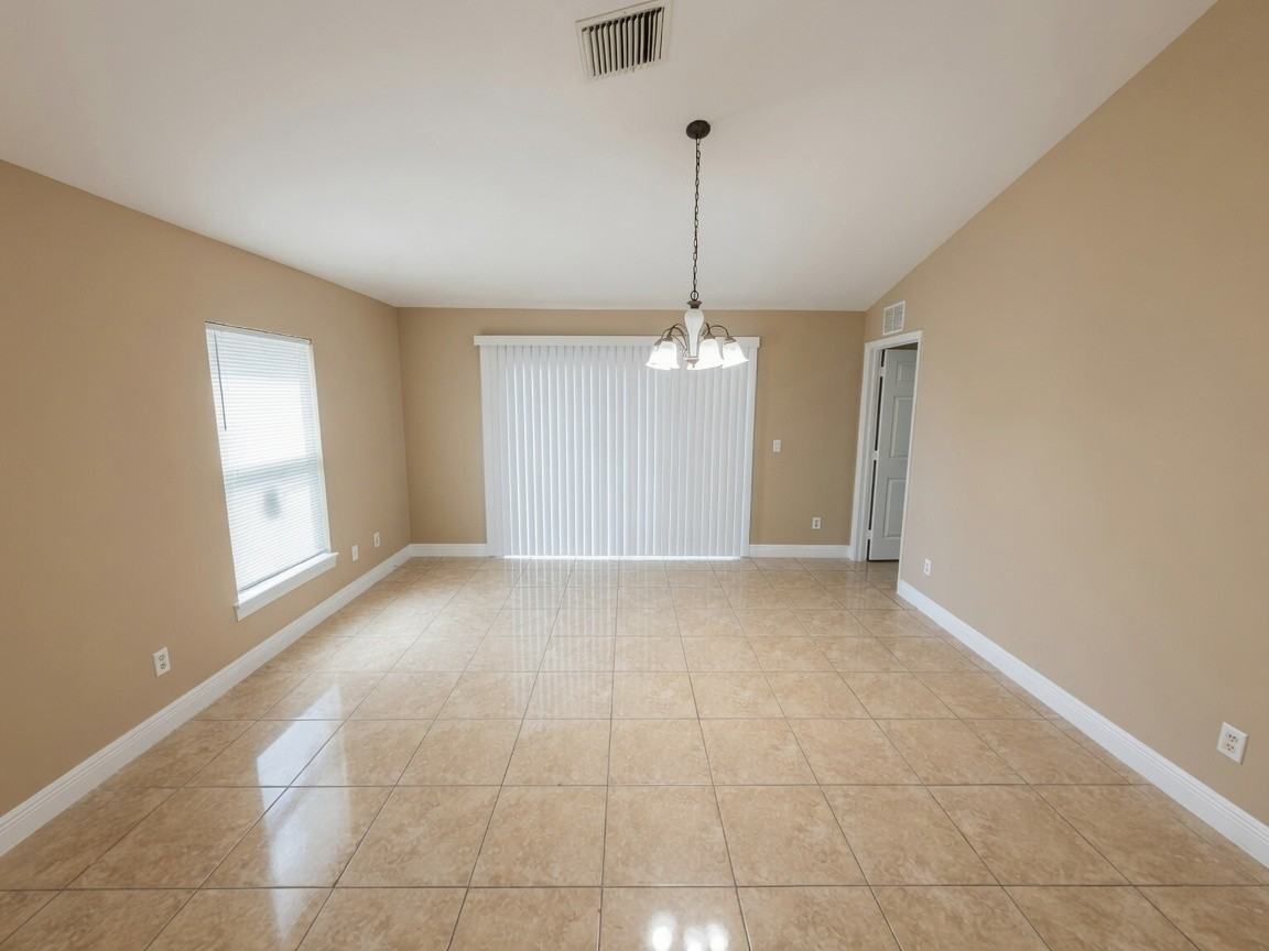 313 Melissa Ave Apt A #0 - Photo 4 of 15