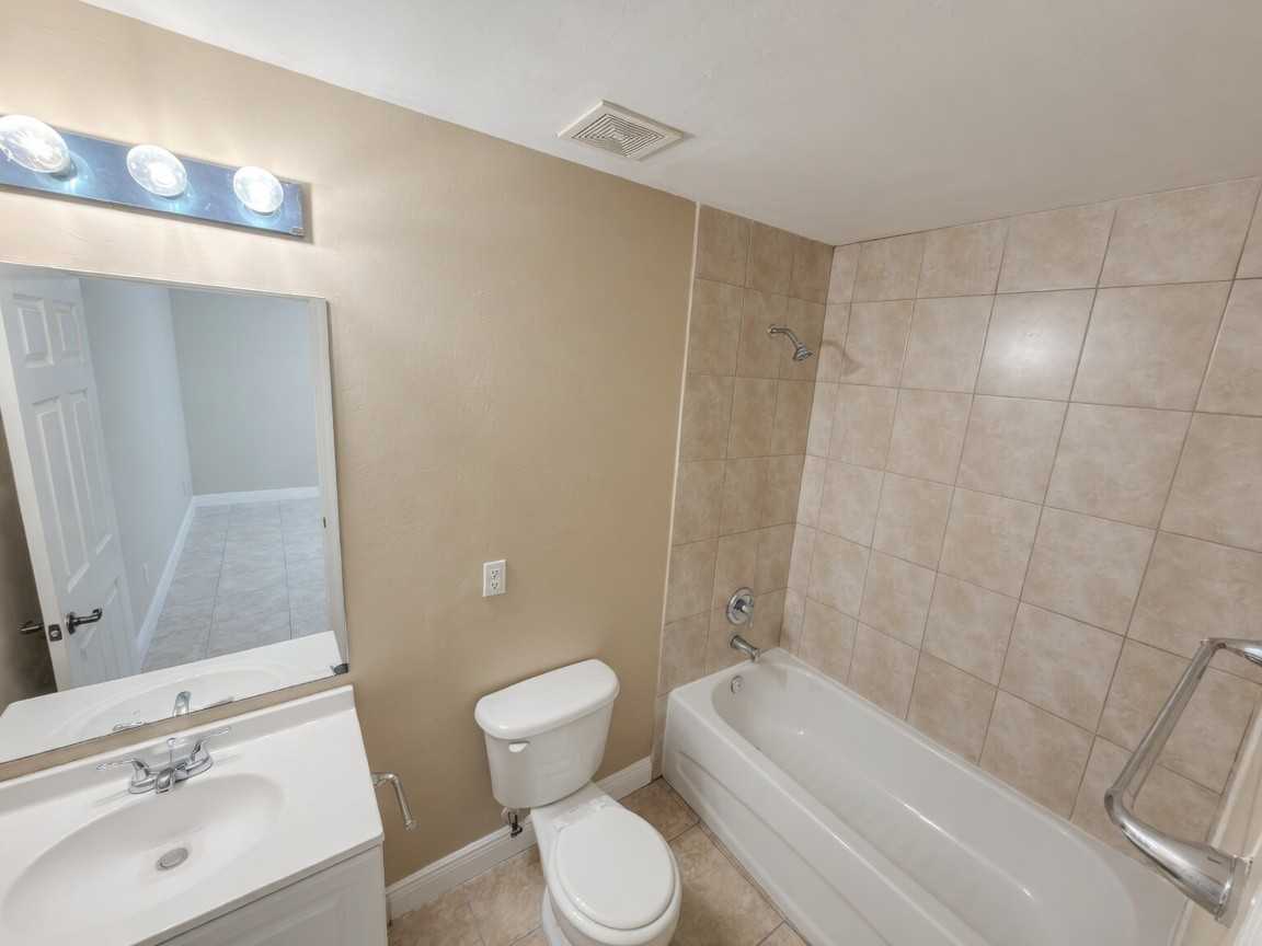 313 Melissa Ave Apt A #0 - Photo 7 of 14