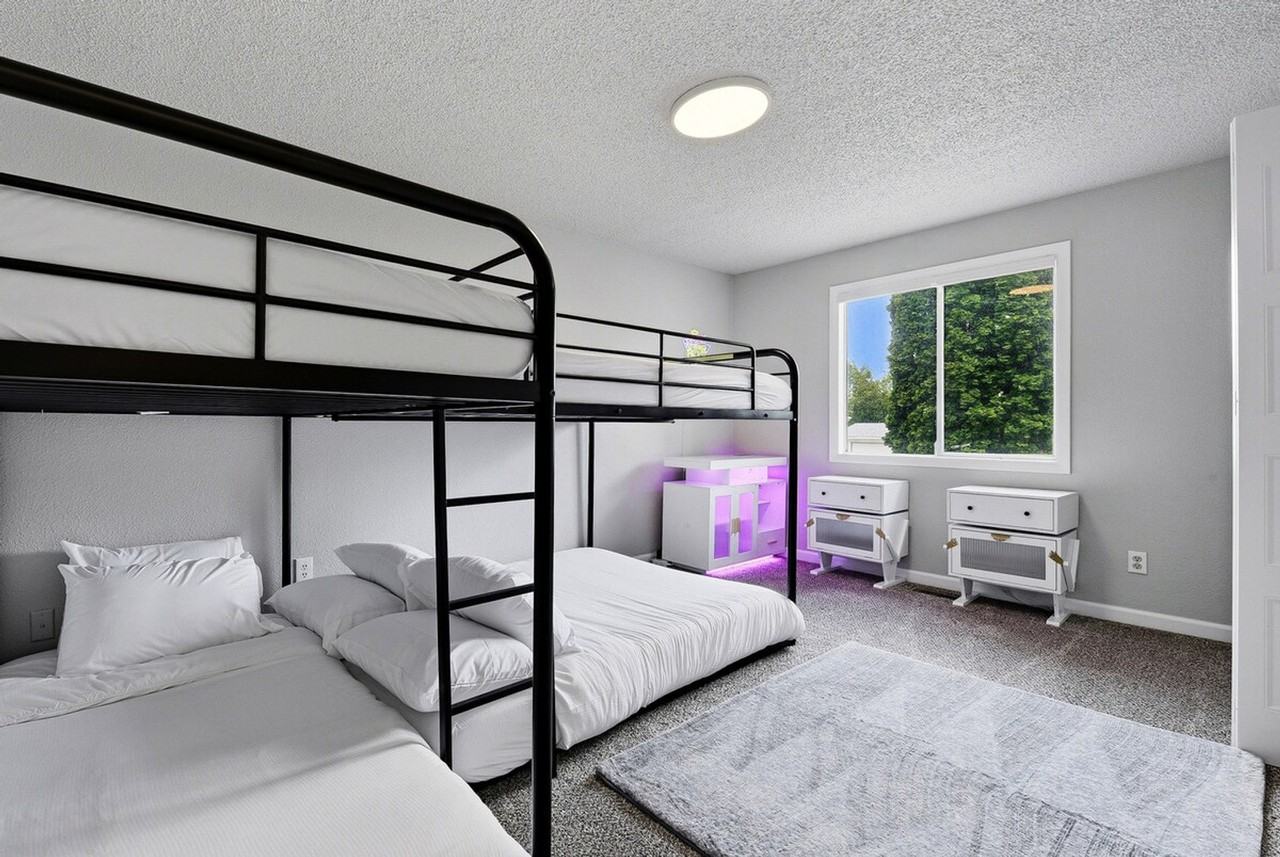 9522 W Linstock St #1571121P - Photo 6 of 46