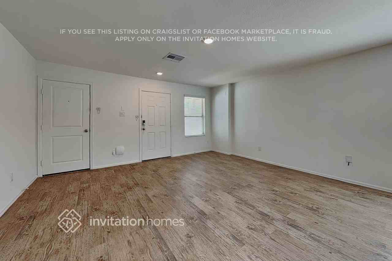 24019 Laurel Farms Dr - Photo 3 of 19