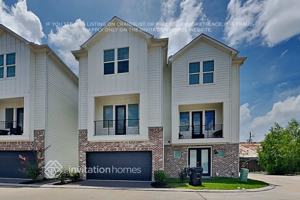 featured image of 719 Wilshire Brook Ln