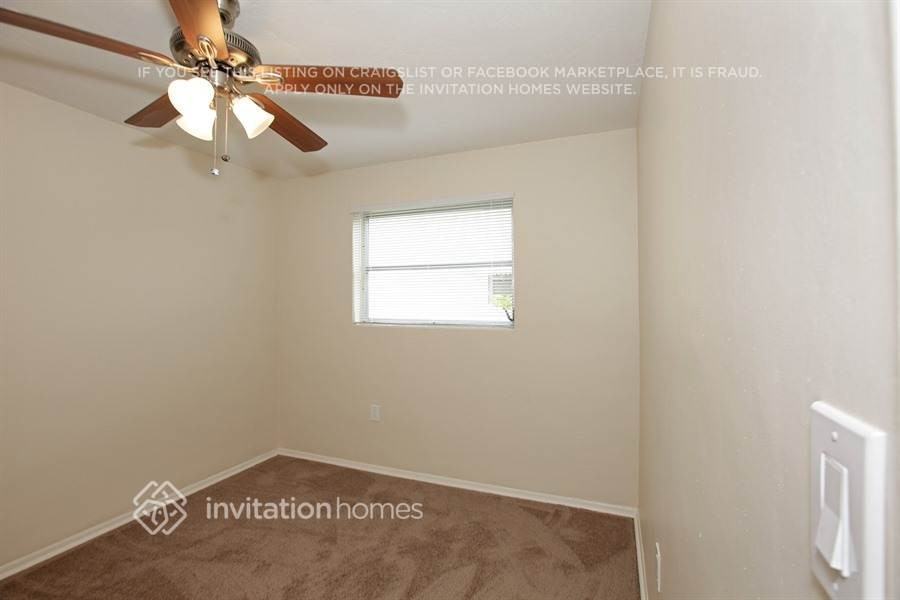 8407 Nw 26th St - Photo 6 of 17