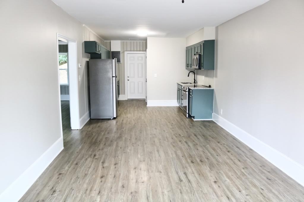118 Doughtery St - Photo 2 of 11