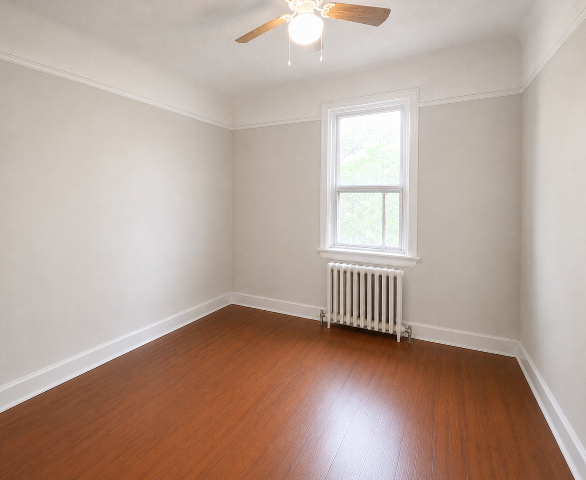 1402 Yonge Street #D - Photo 2 of 12
