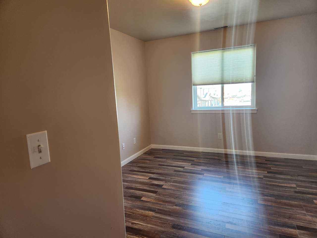 1005 Cardinal Dr #A - Photo 3 of 24