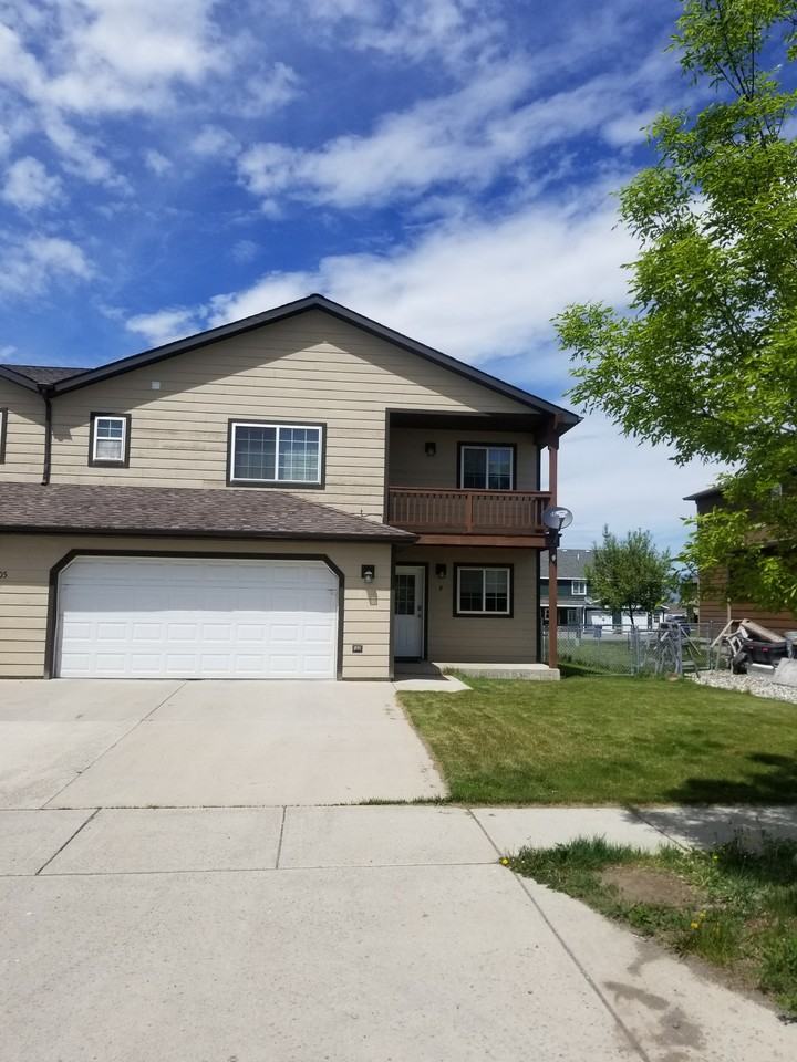 1005 Cardinal Dr #A - Photo 2 of 24
