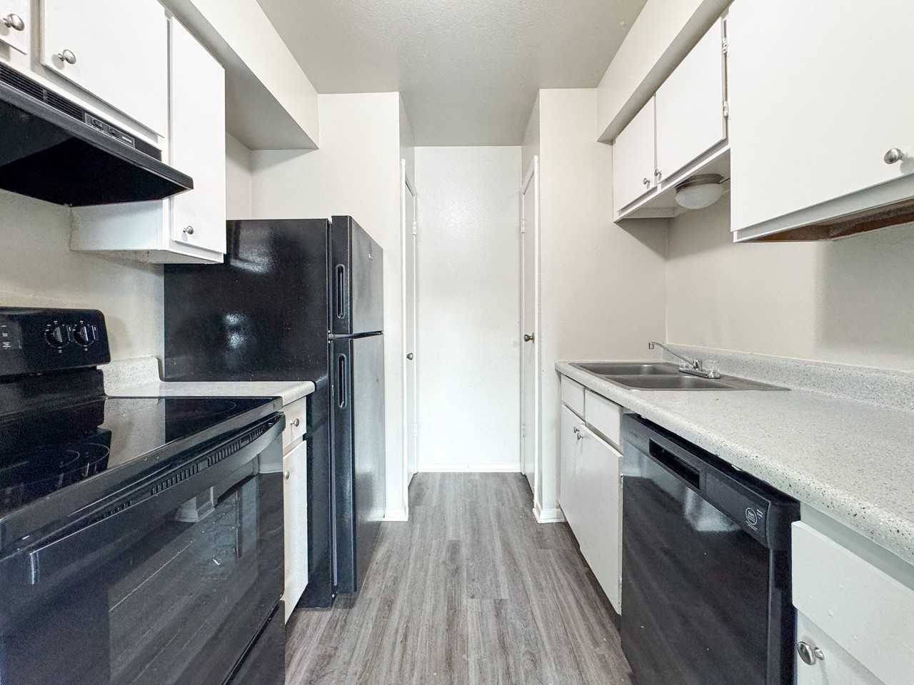 The Vibe Apartments - Photo 4 of 19