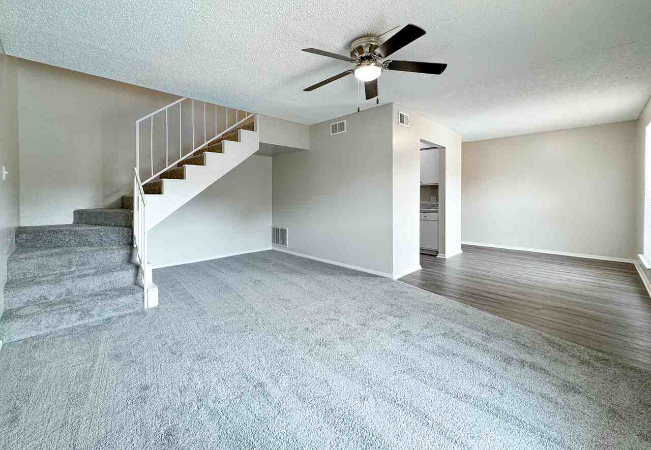 The Vibe Apartments - Photo 7 of 19