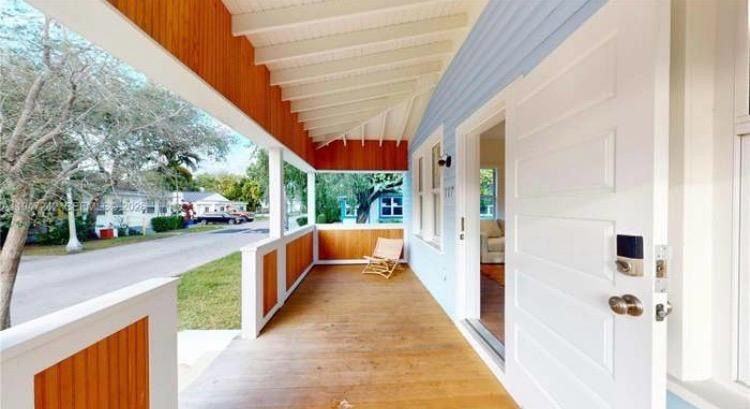 117 Florida Ave - Photo 2 of 13