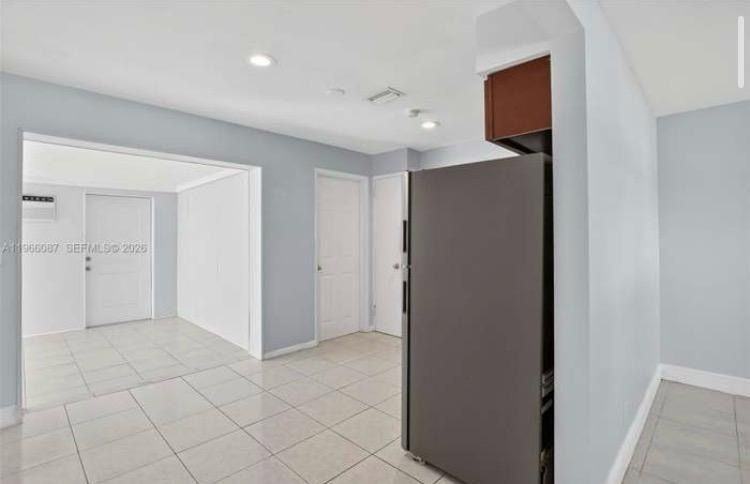 4998 Sw 92nd Ter - Photo 2 of 13