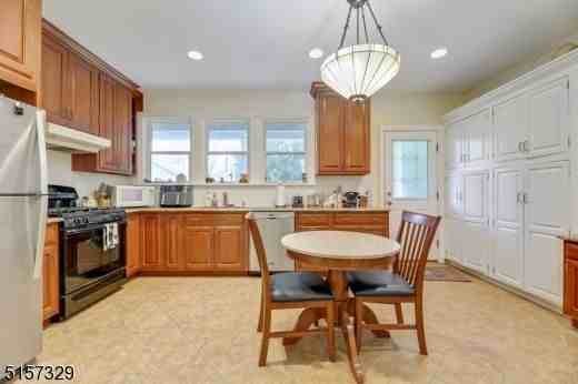 14 Caton Ter ## 16 - Photo 5 of 14