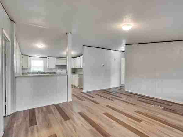 25779 Almarie Dr - Photo 2 of 12