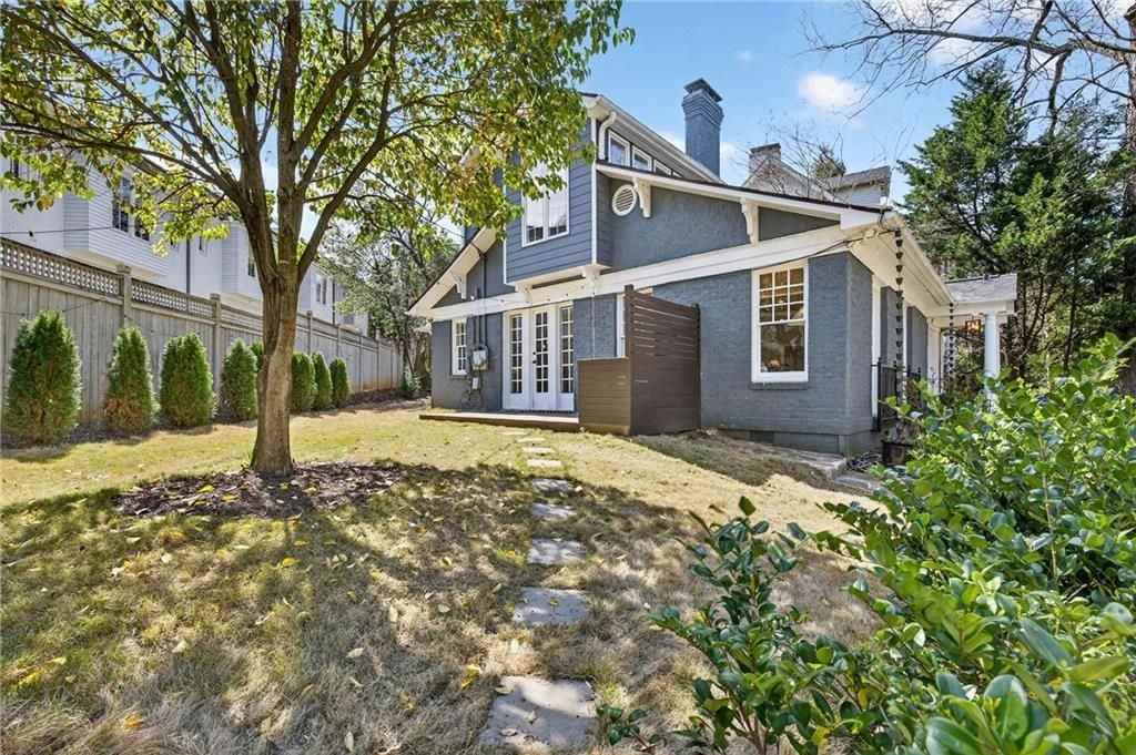 217 Westminster Dr Ne ##A - Photo 5 of 50