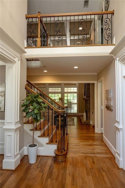 1405 Edenham Ln - Photo 2 of 50