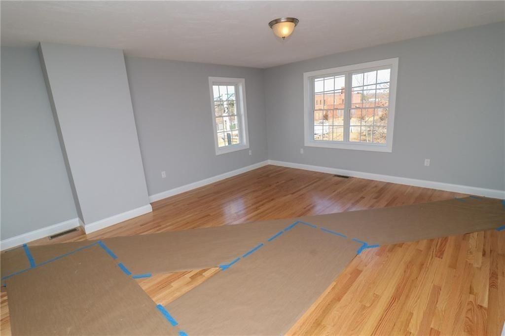 129 Mill St ##1 - Photo 7 of 23