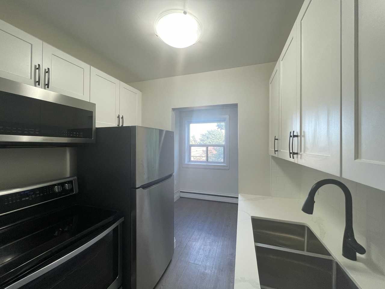 337 east 42nd - Photo 5 of 26