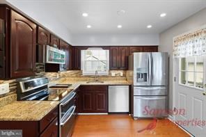 3818 Marquis Place - Photo 3 of 15