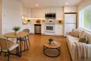 8711 South 114th Street #5A - Photo 1 of 1