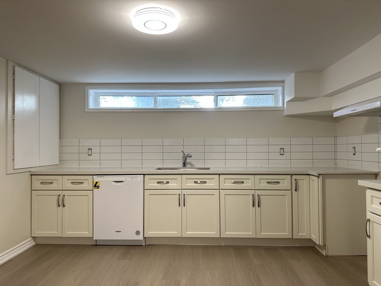 122 Sanderling Cres - Photo 2 of 15