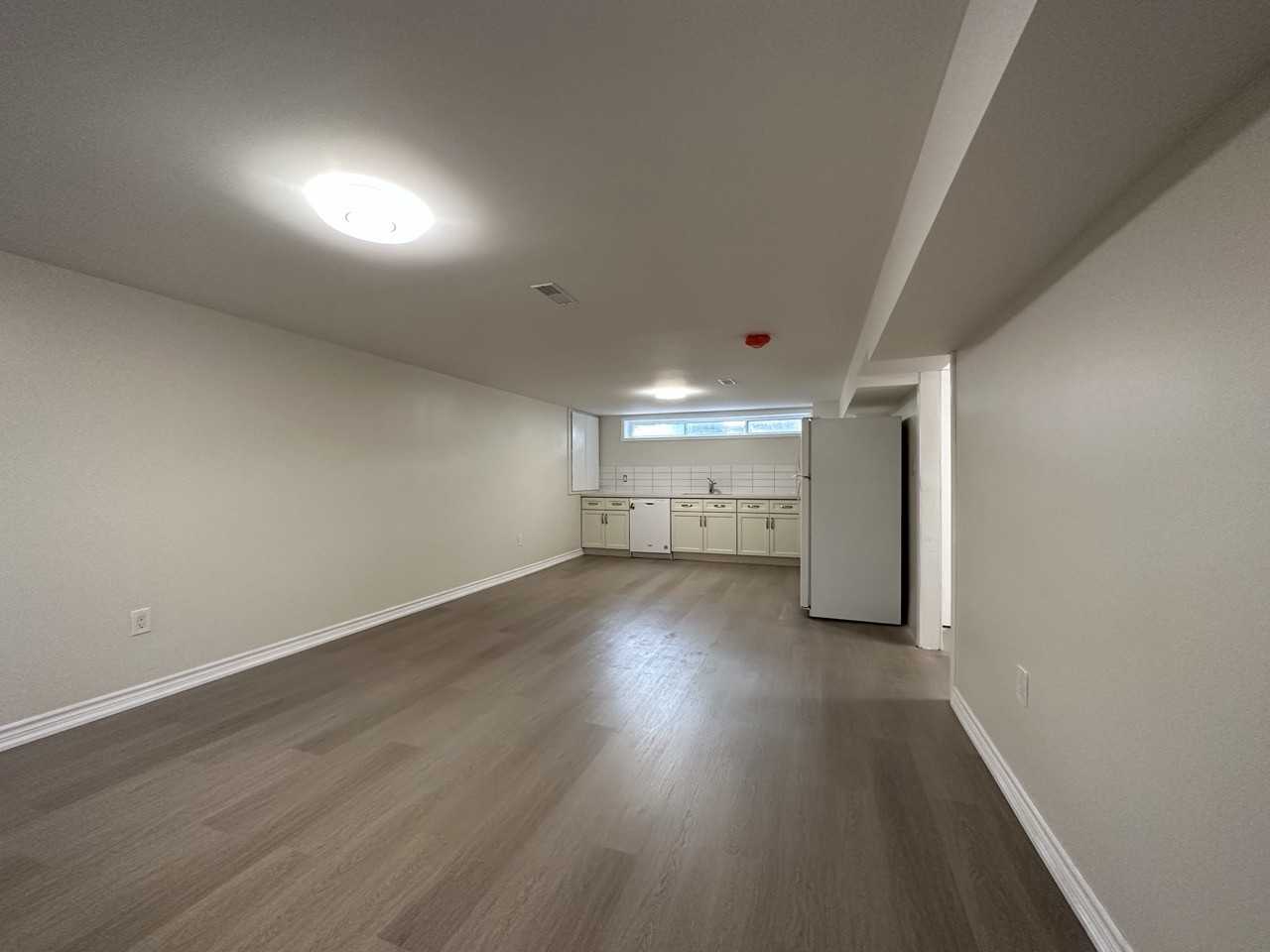 122 Sanderling Cres - Photo 7 of 15