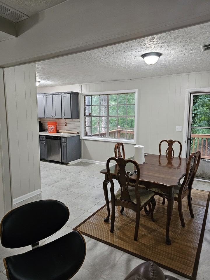3405 Greypointe Cv - Photo 4 of 15