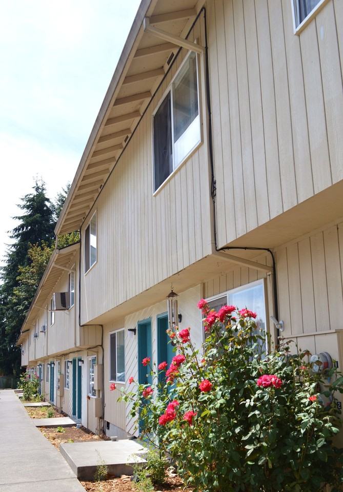 Arrowsmith Apartments - Photo 4 of 50