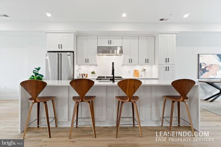 3524 Park Pl Nw #2 - Photo 7 of 27