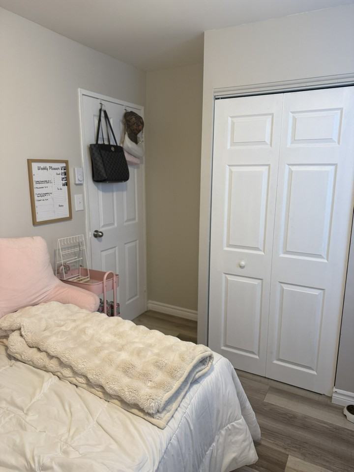 112 Joseph St - Photo 3 of 6