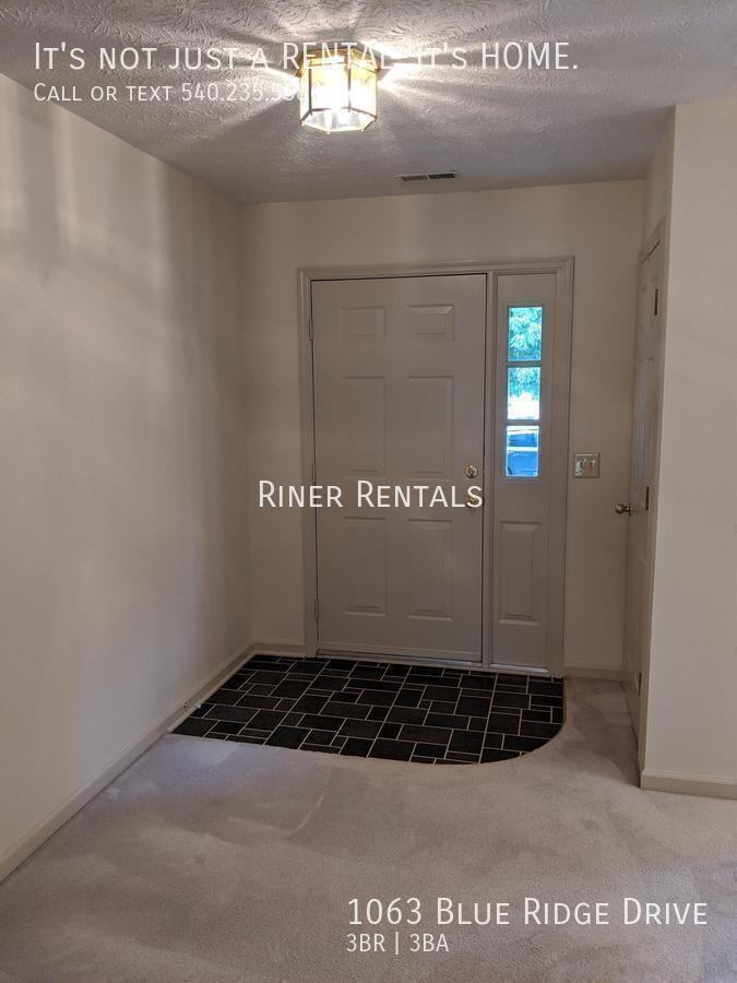 1063 Blue Ridge Dr - Photo 2 of 14