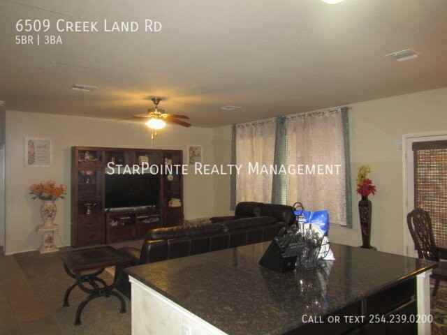 6509 Creek Land Rd - Photo 7 of 20