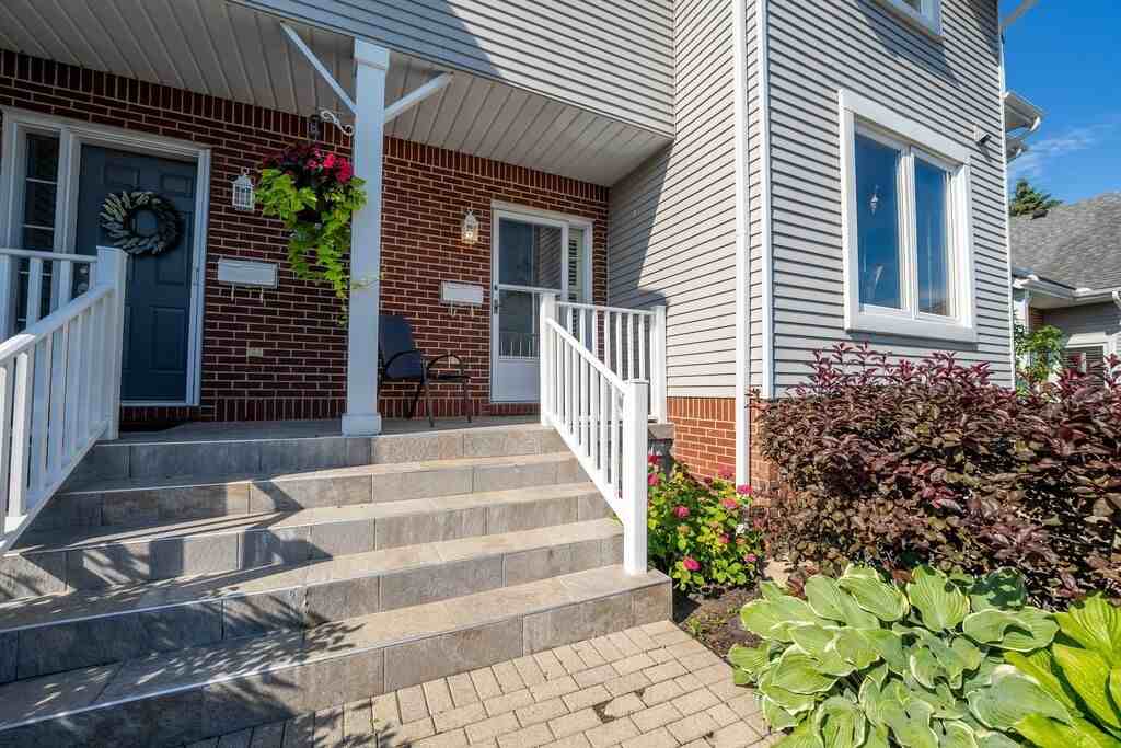 15 Lakeside Drive - #41 - Photo 5 of 27