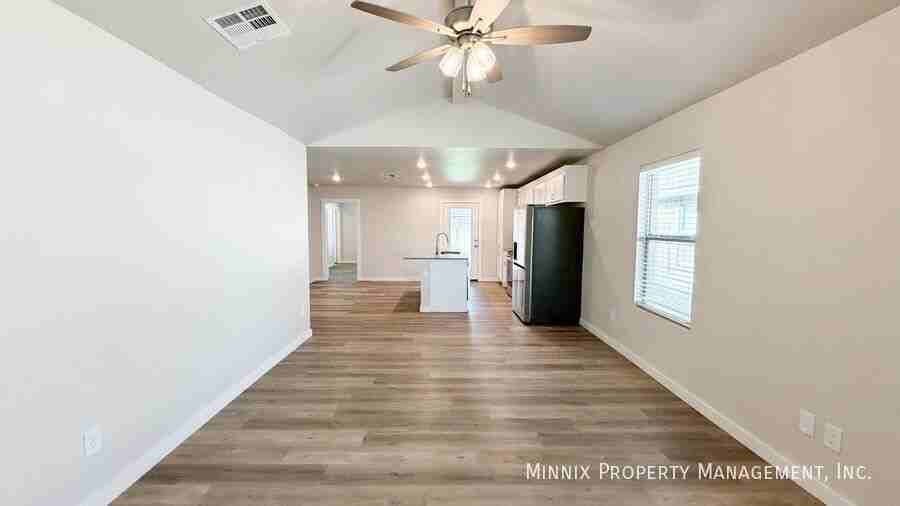 409 E 80th St - Photo 2 of 20