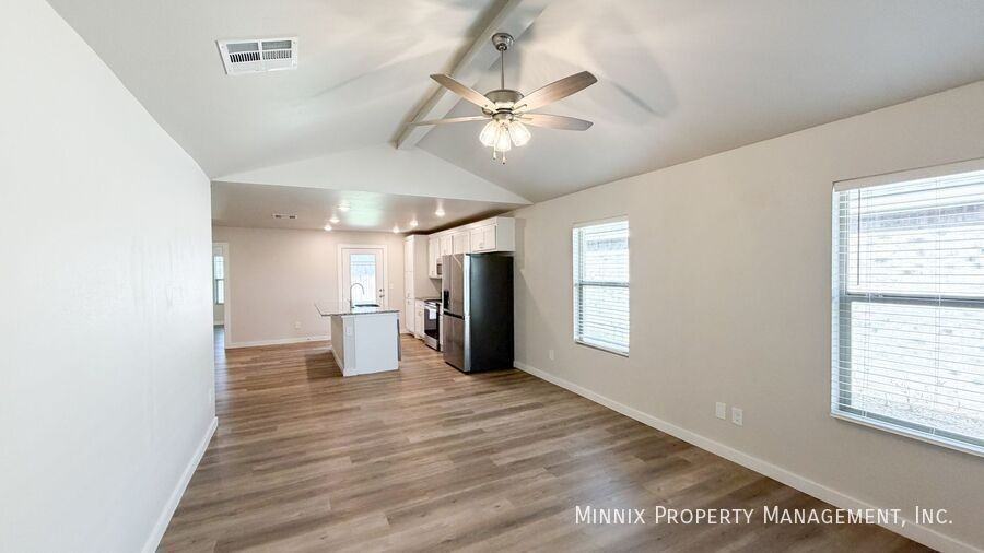 409 E 80th St - Photo 3 of 20