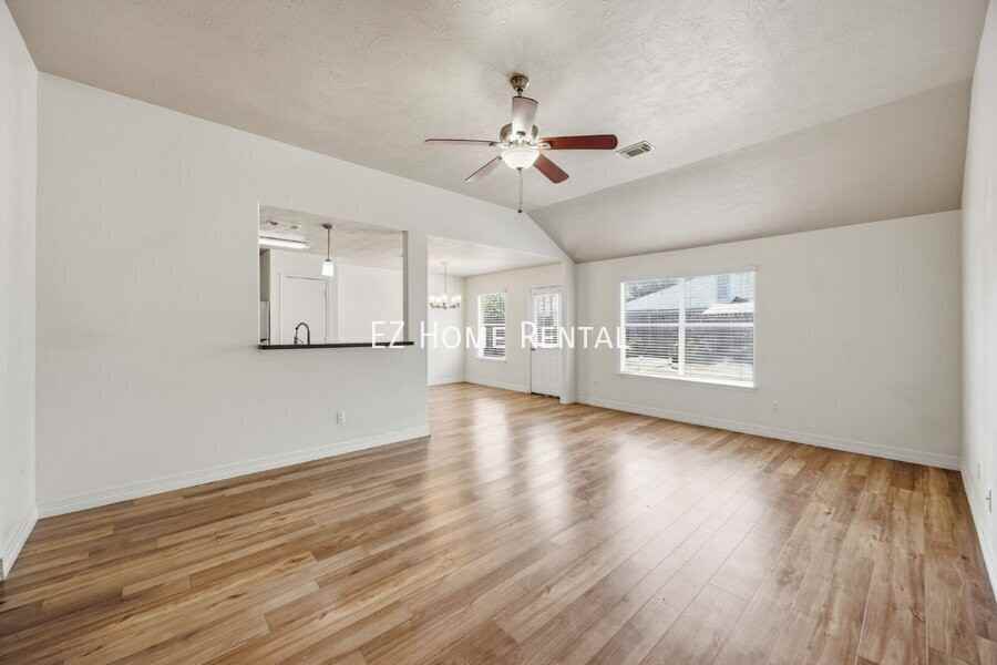 2619 Dylans Crossing Dr - Photo 3 of 21