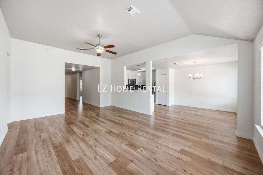 2619 Dylans Crossing Dr - Photo 4 of 21