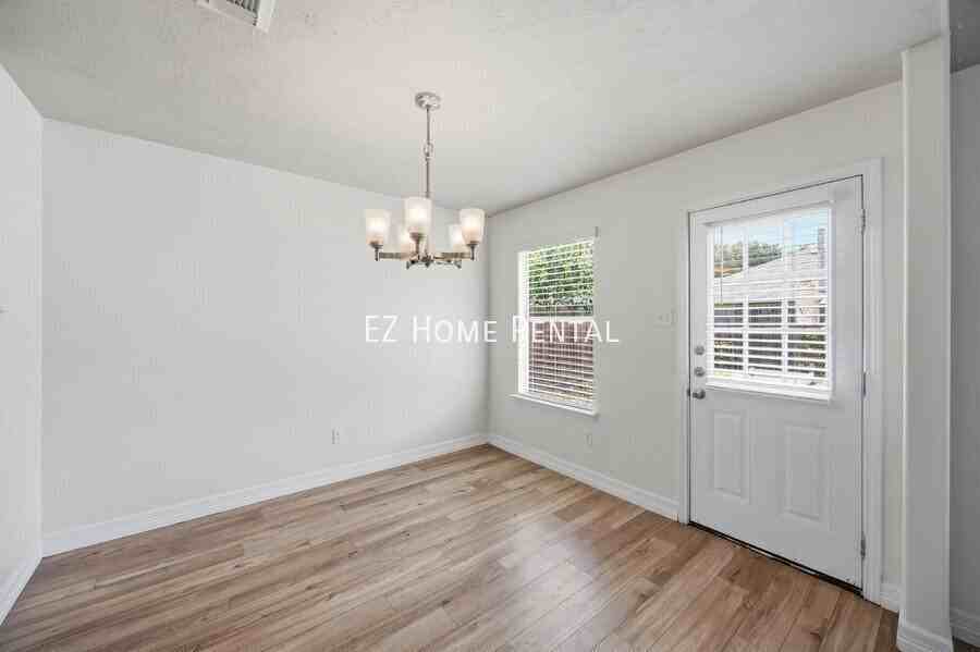 2619 Dylans Crossing Dr - Photo 5 of 21