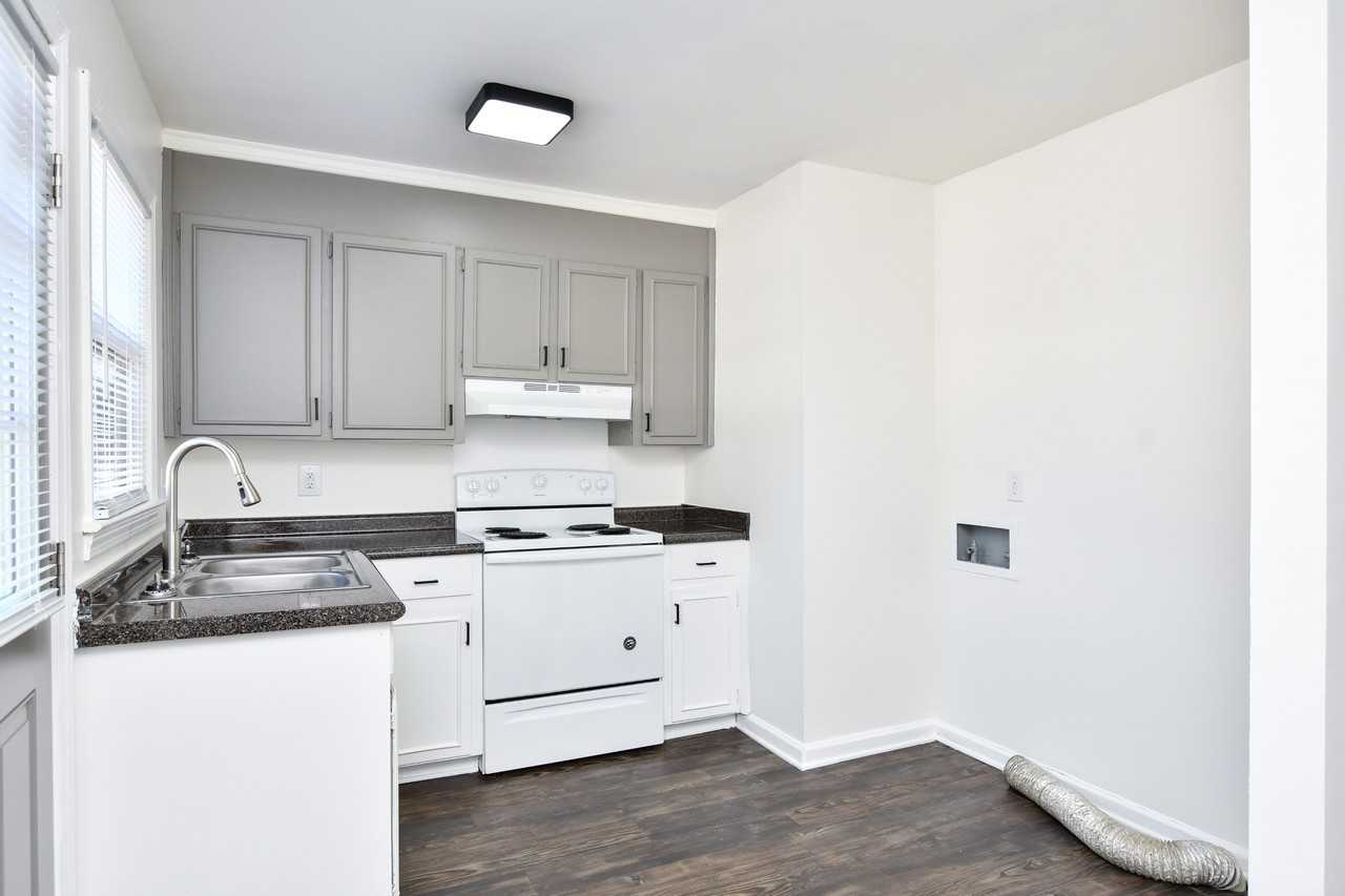 & #MO7B - Photo 3 of 10